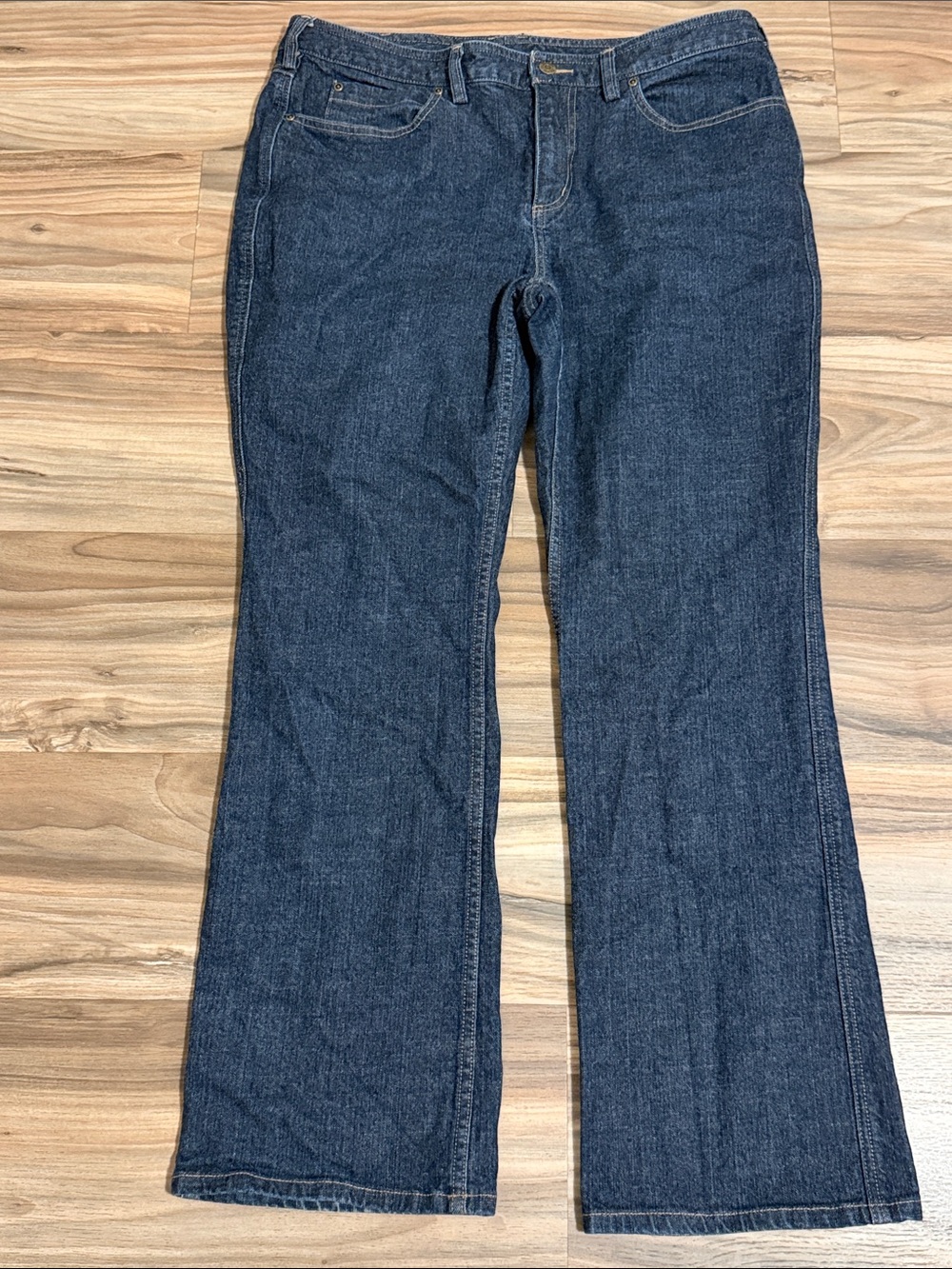 DULUTH Trading Co Jeans Womens 16x31 Dark Wash Bootcut Denim Stretch